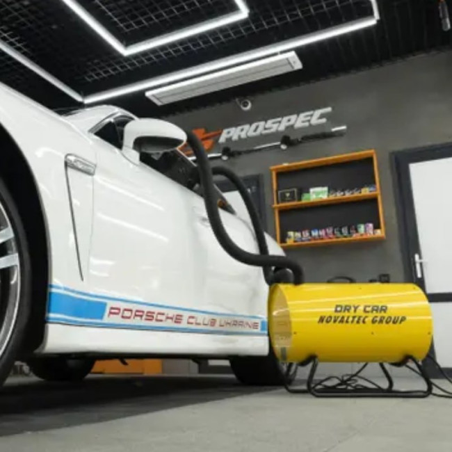Uscător profesional pentru scaune și tapițerie auto DRY CAR Uscător profesional pentru scaune și tapițerie auto DRY CAR